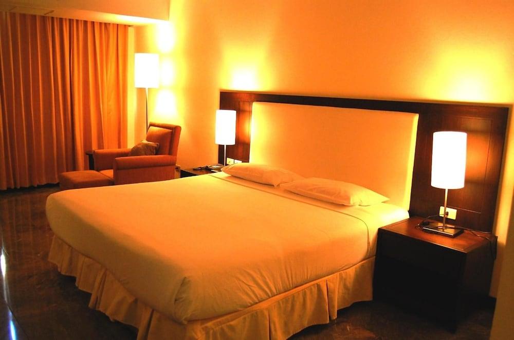 Royal Lanna Hotel Τσιάνγκ Μάι Εξωτερικό φωτογραφία