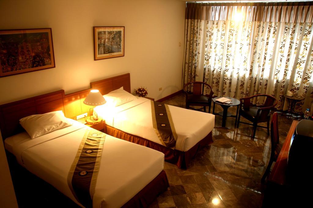 Royal Lanna Hotel Τσιάνγκ Μάι Εξωτερικό φωτογραφία