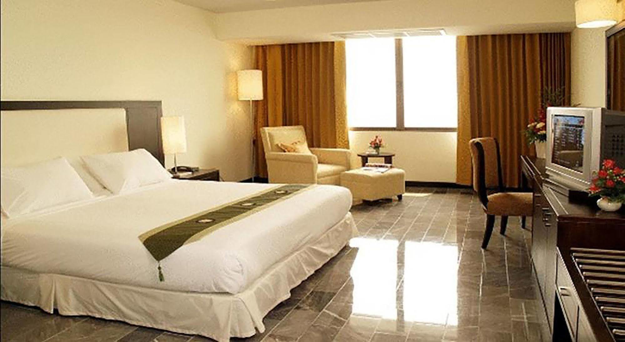 Royal Lanna Hotel Τσιάνγκ Μάι Εξωτερικό φωτογραφία