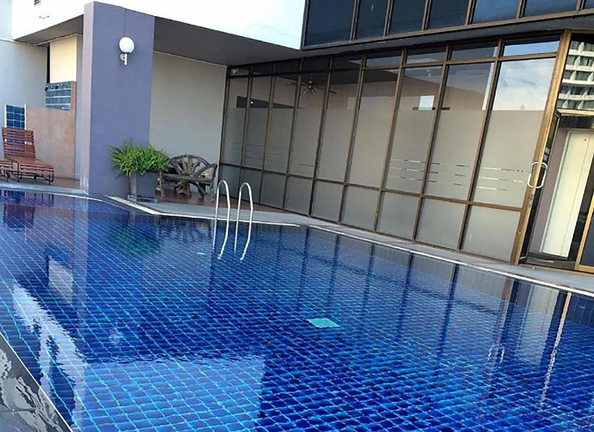 Royal Lanna Hotel Τσιάνγκ Μάι Εξωτερικό φωτογραφία